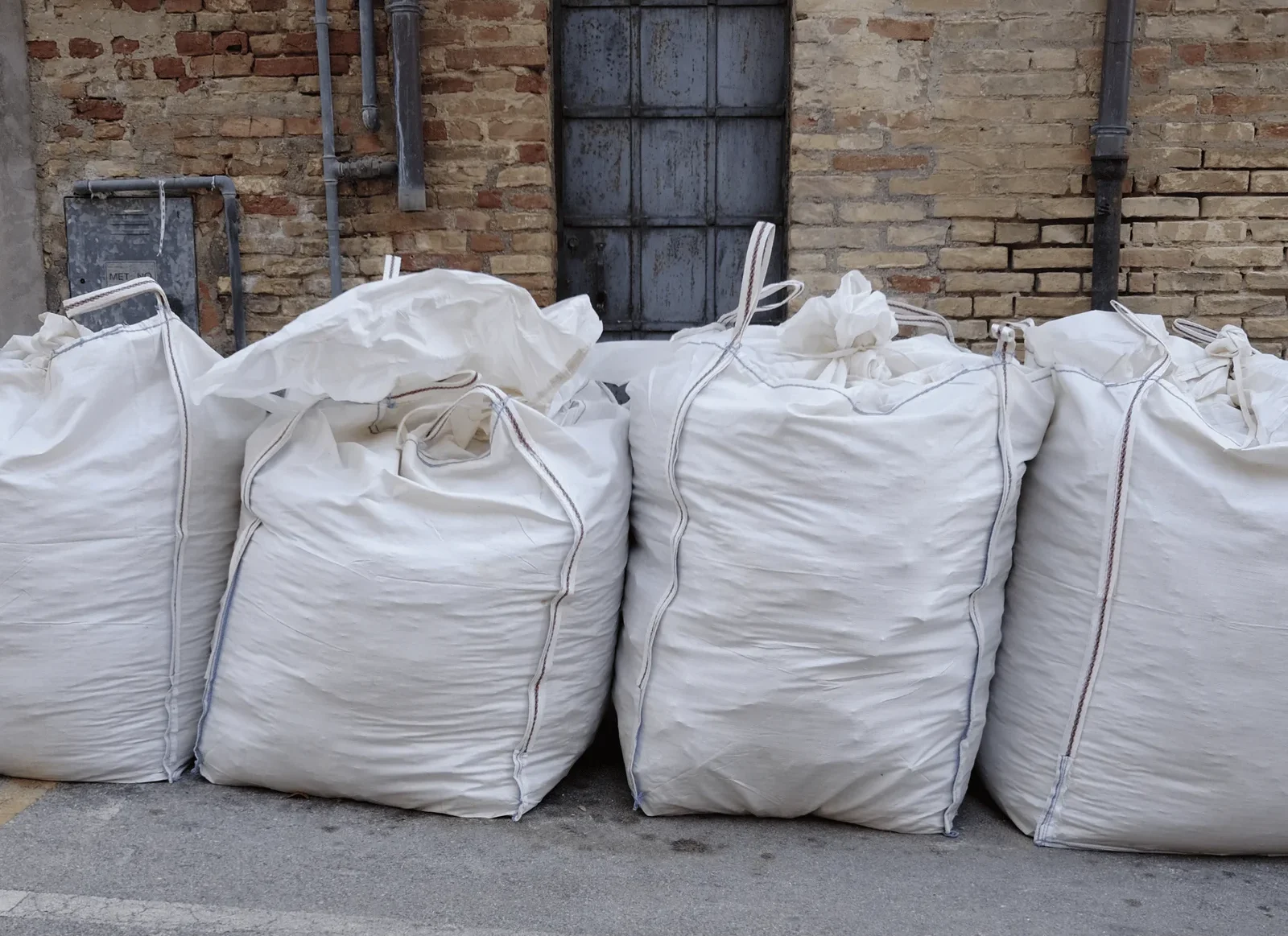 Démolition mur intérieur Hyères - Elite Benne 83